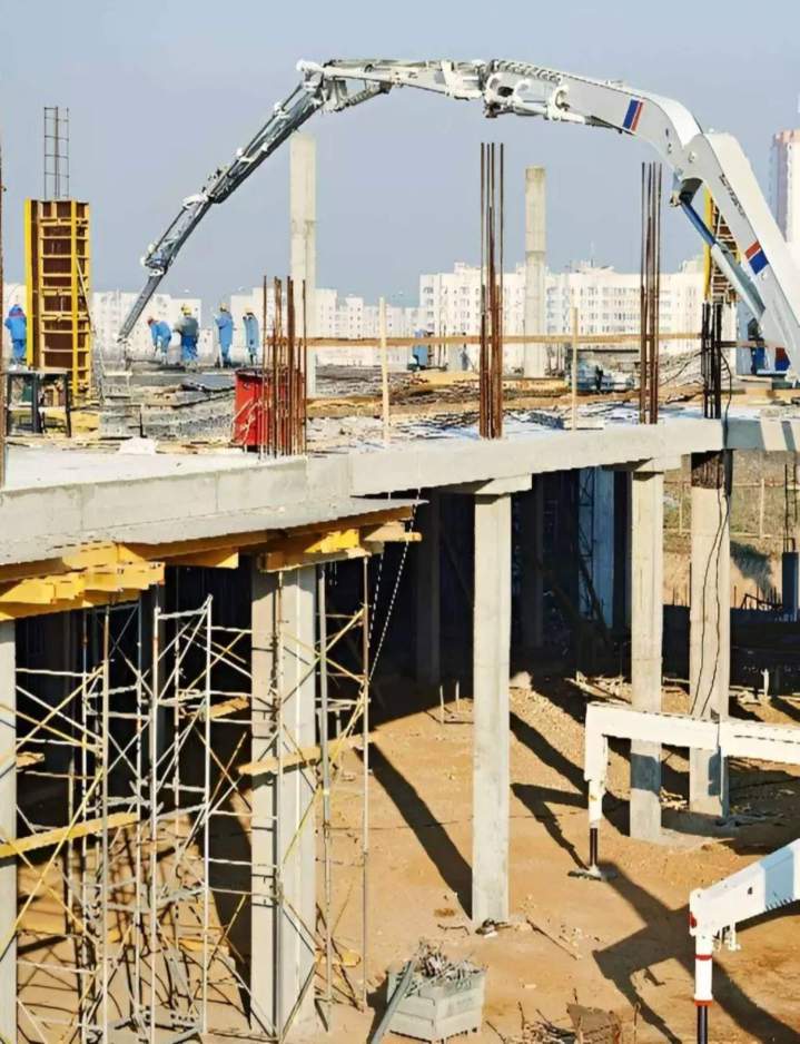 Travaux publics, Laval